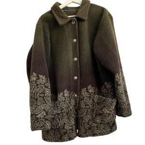 Muskoka Lakes Button Down Teddy Jacket
Vintage Size XL Women Olive Green Floral